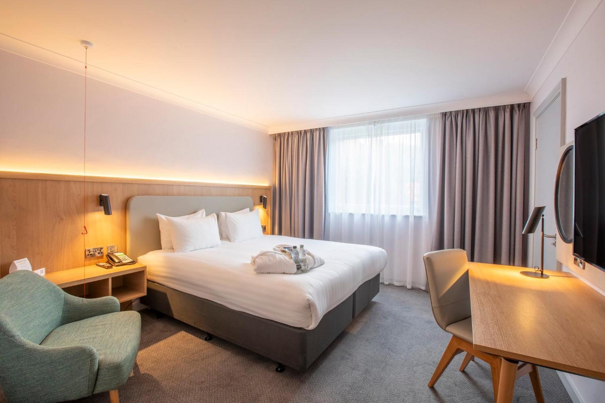 Holiday Inn Brentwood By Ihg Eksteriør bilde