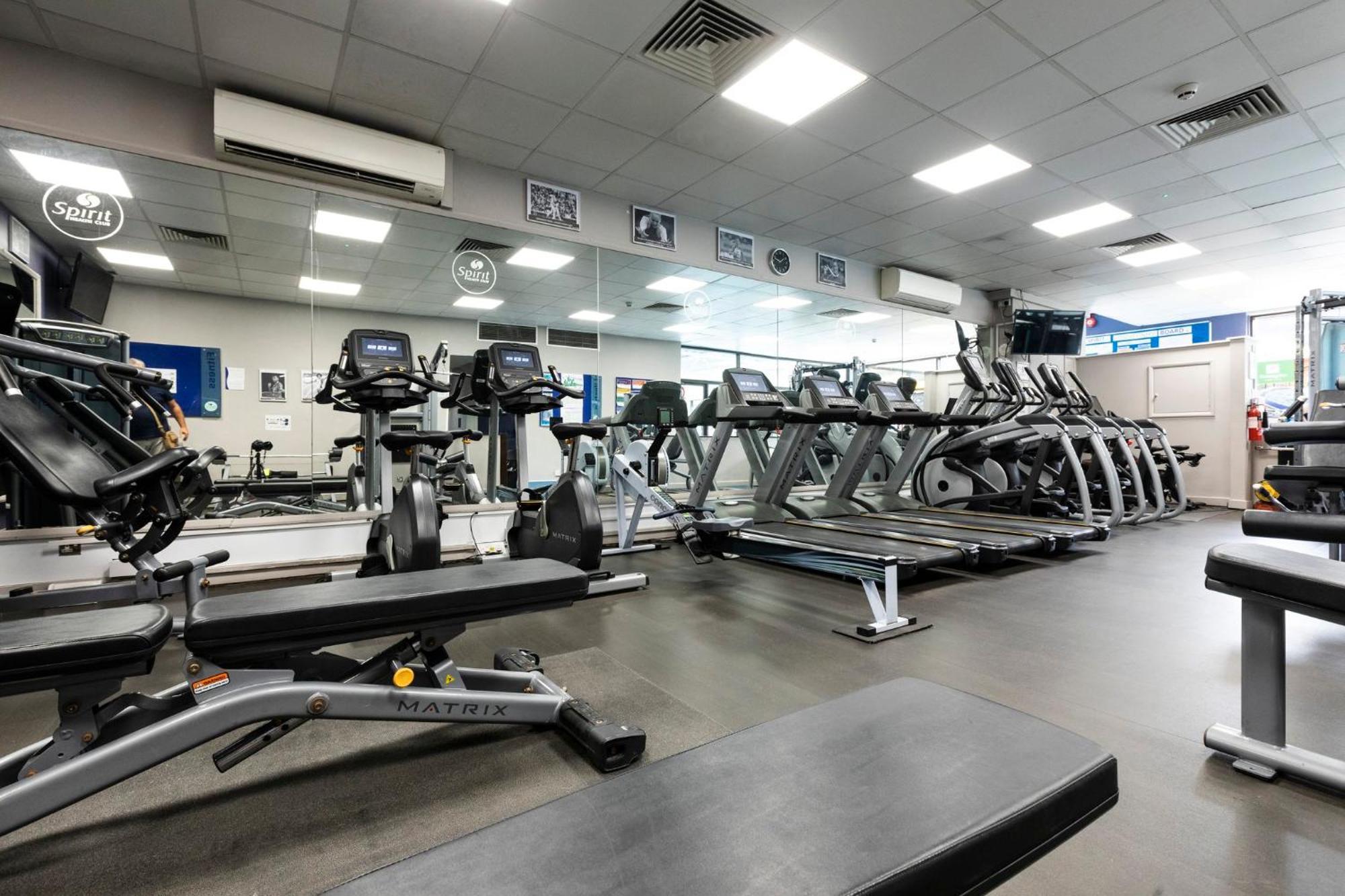 Holiday Inn Brentwood By Ihg Eksteriør bilde