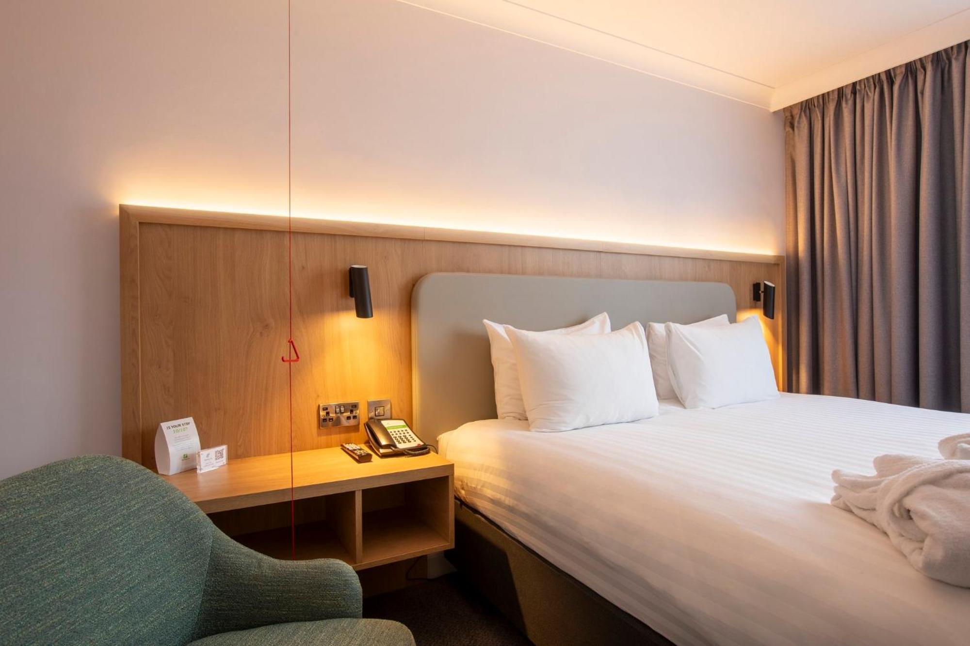 Holiday Inn Brentwood By Ihg Eksteriør bilde