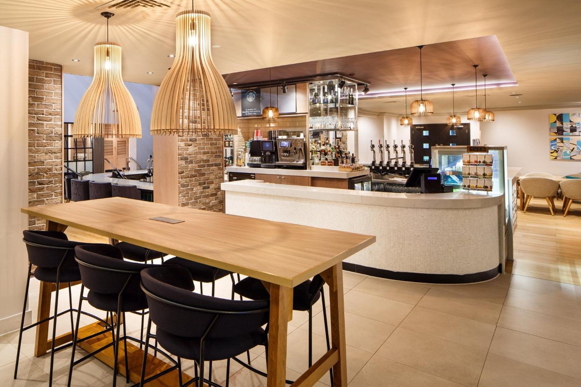 Holiday Inn Brentwood By Ihg Eksteriør bilde